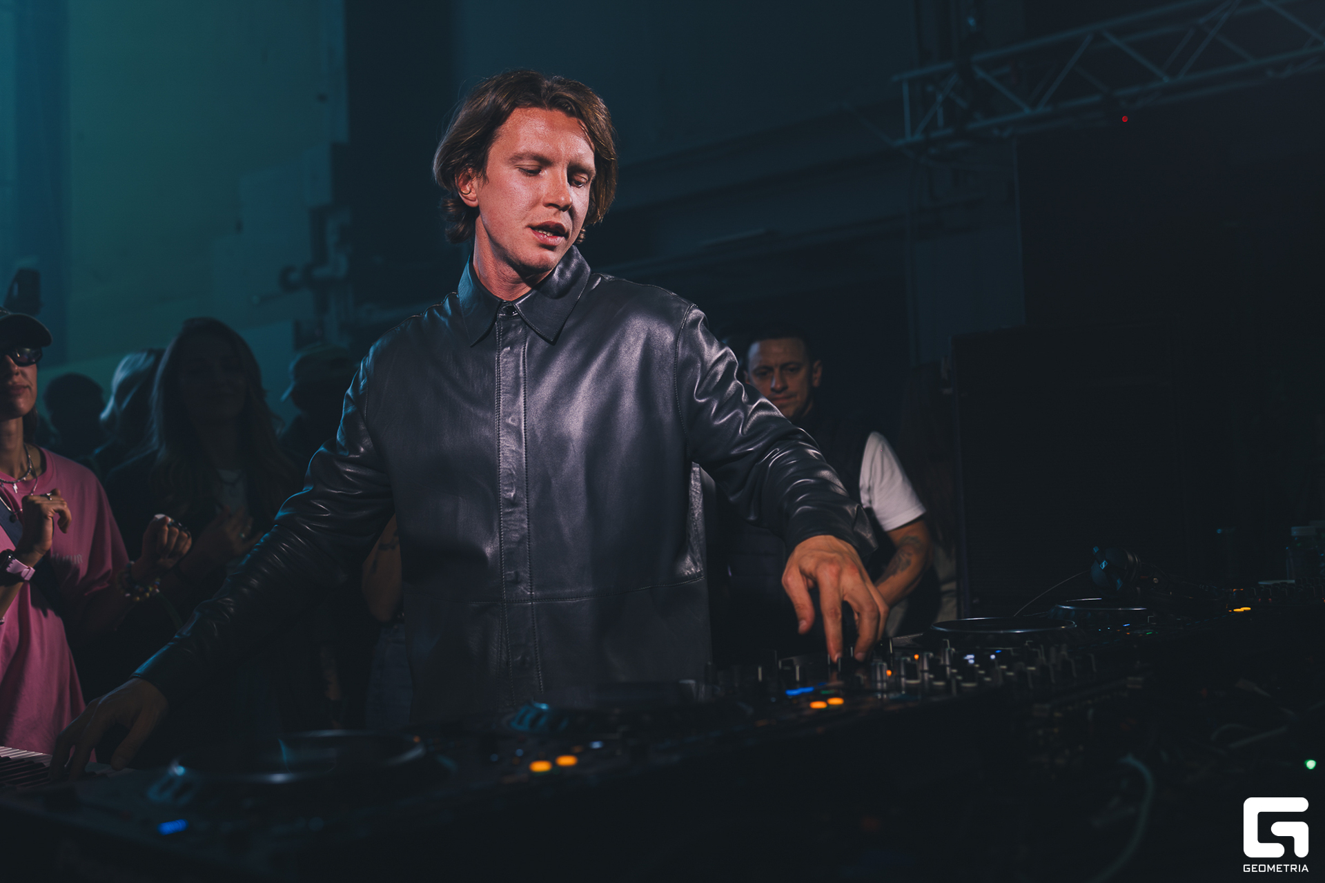 np-188-пари ночь0008.jpg