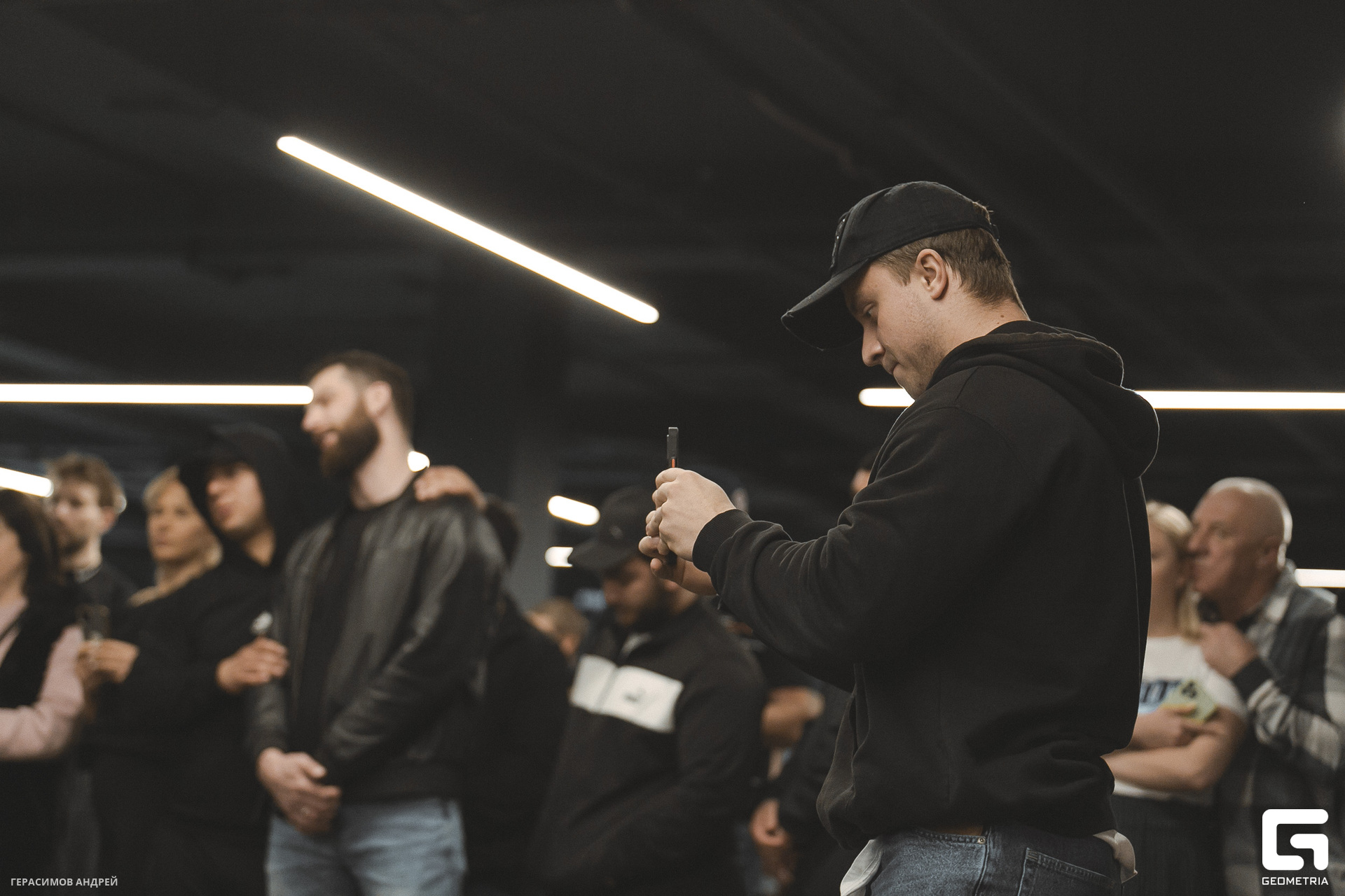 071 Dark Fit 10. 03.jpg