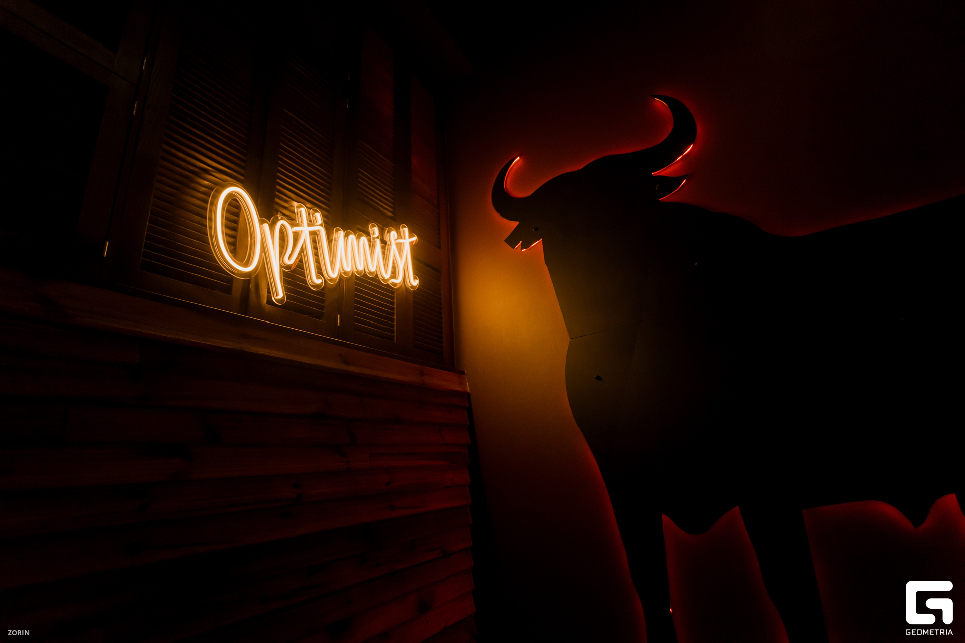 001-19-46-26-29-12-24- Zorin.jpg