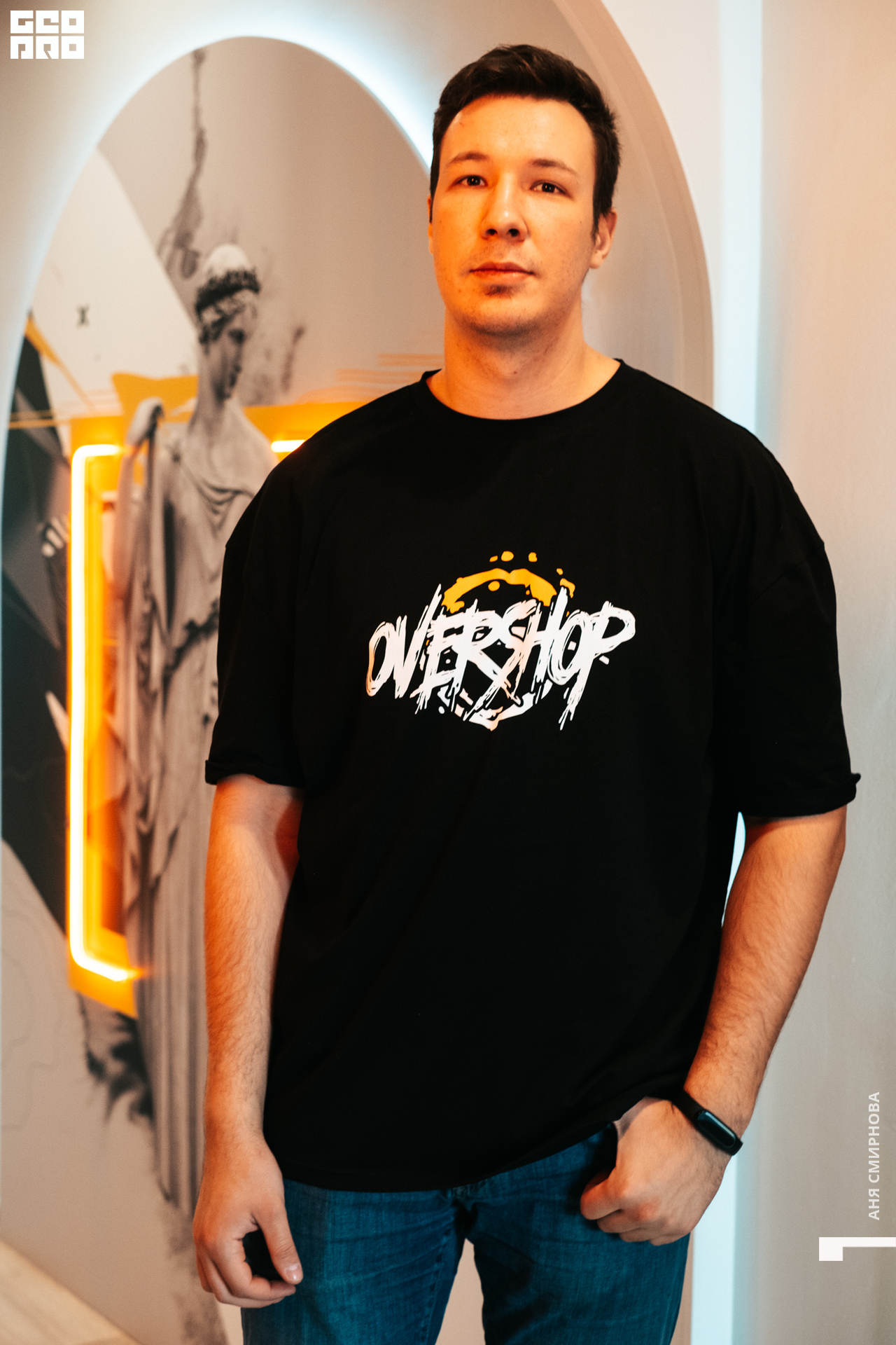 0002220210320. 120403  Smirnova_OPERSHOP.jpg