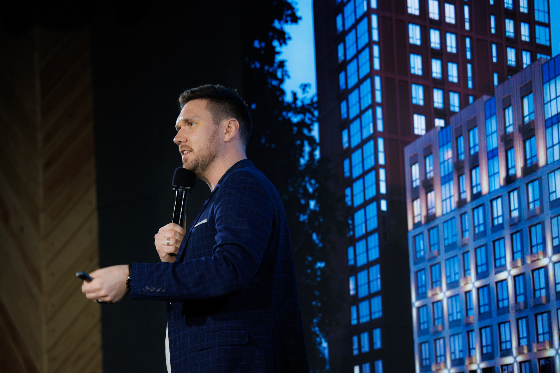 210-220425-5825 mikhailov-2560.jpg