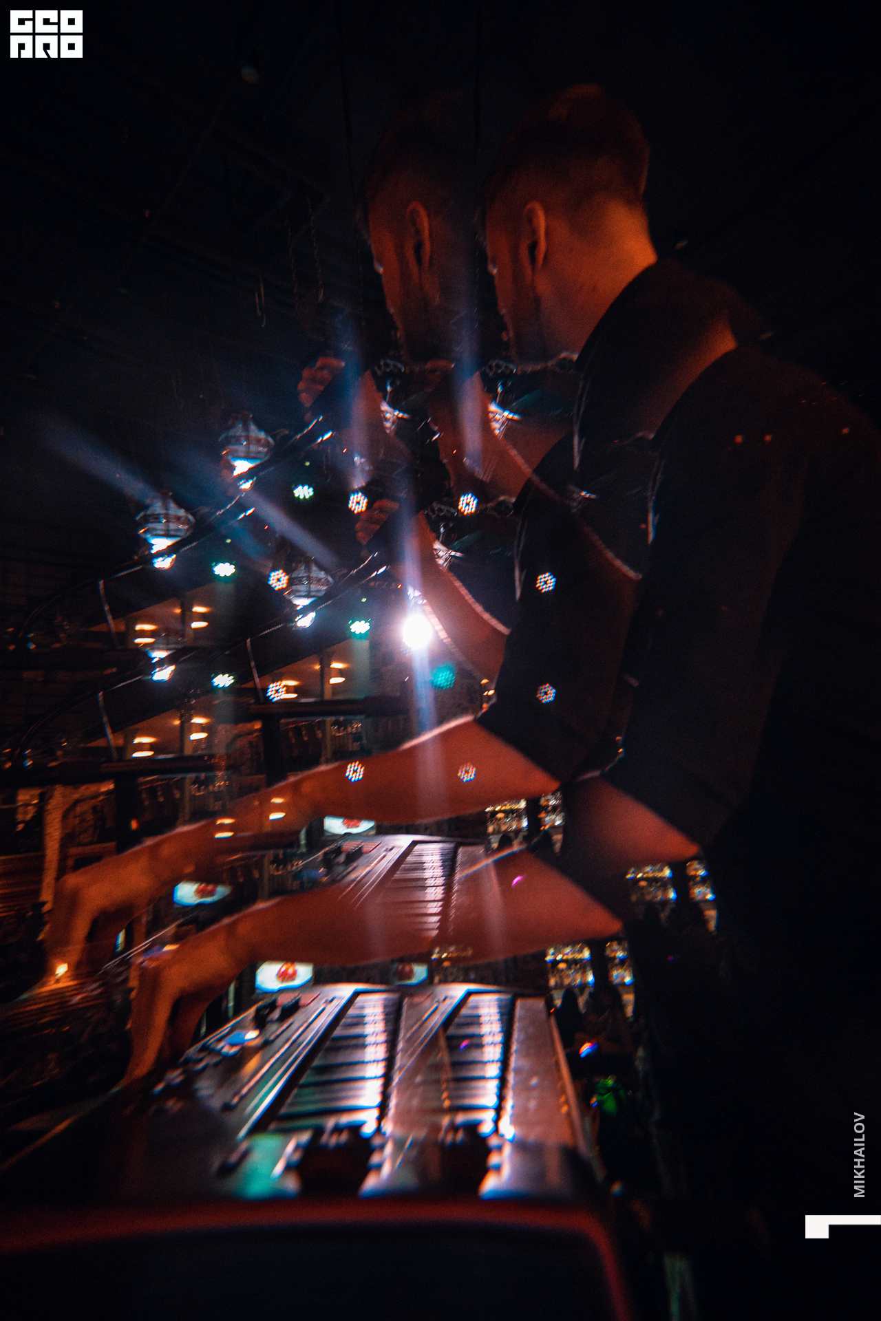 037-03-04-2021-23-47-The Optimist - Mikhailov - 2560.jpg