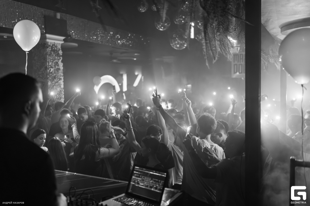 FUNKY PARTY 18