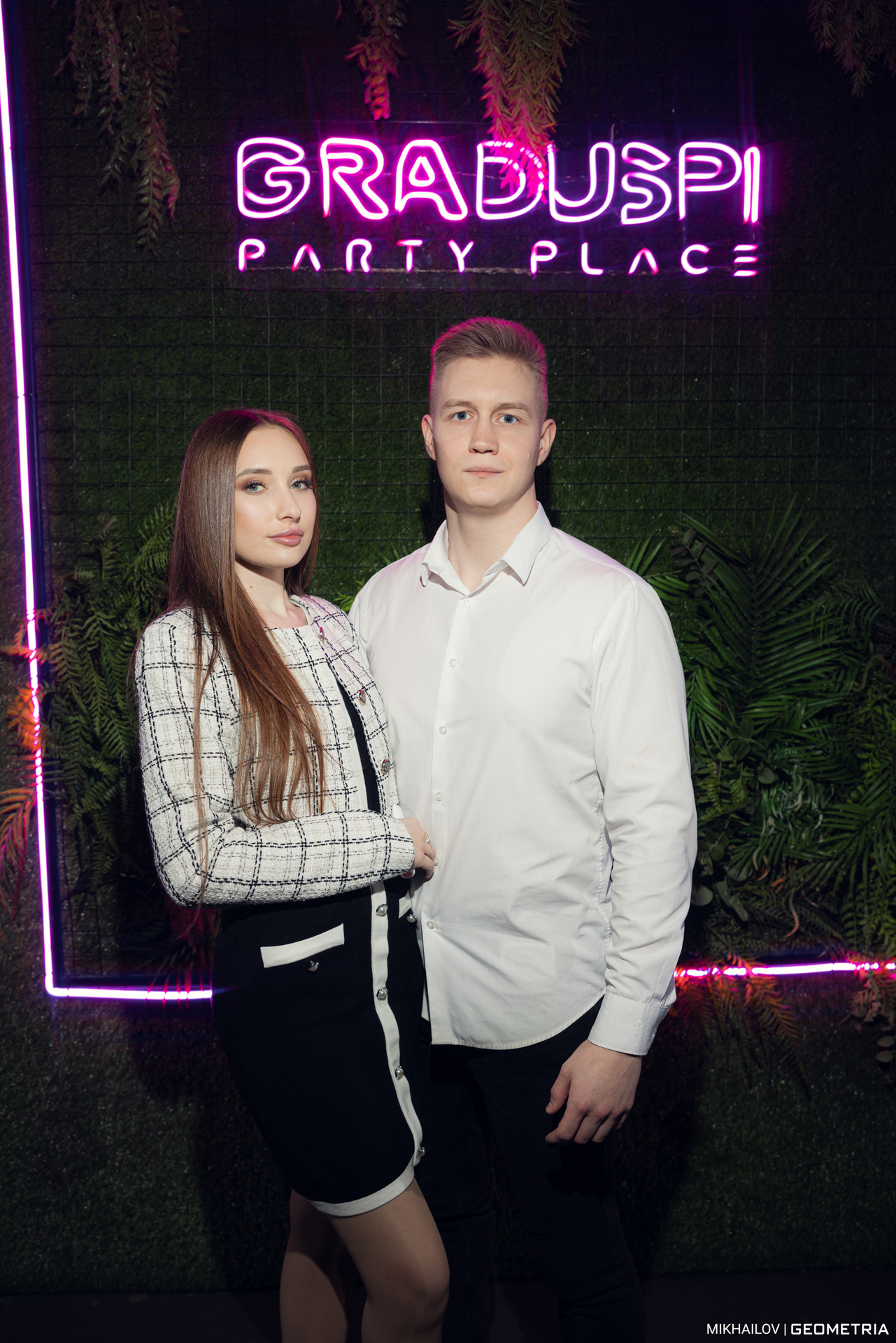 009-311224-0051 Mikhailov-weblogo.jpg