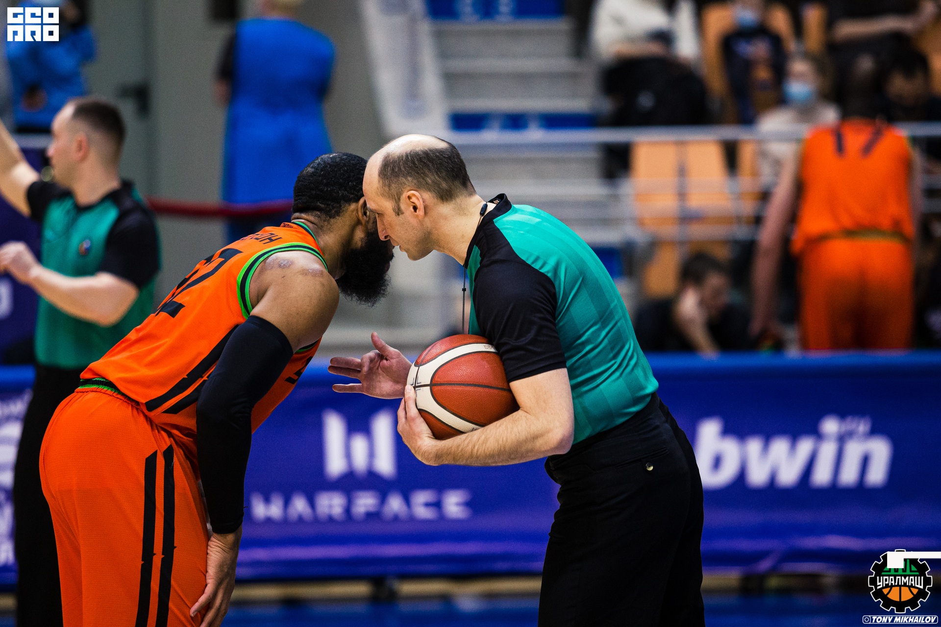 009-09-04-2021-19-04-Уралмаш - Михайлов - 2560.jpg