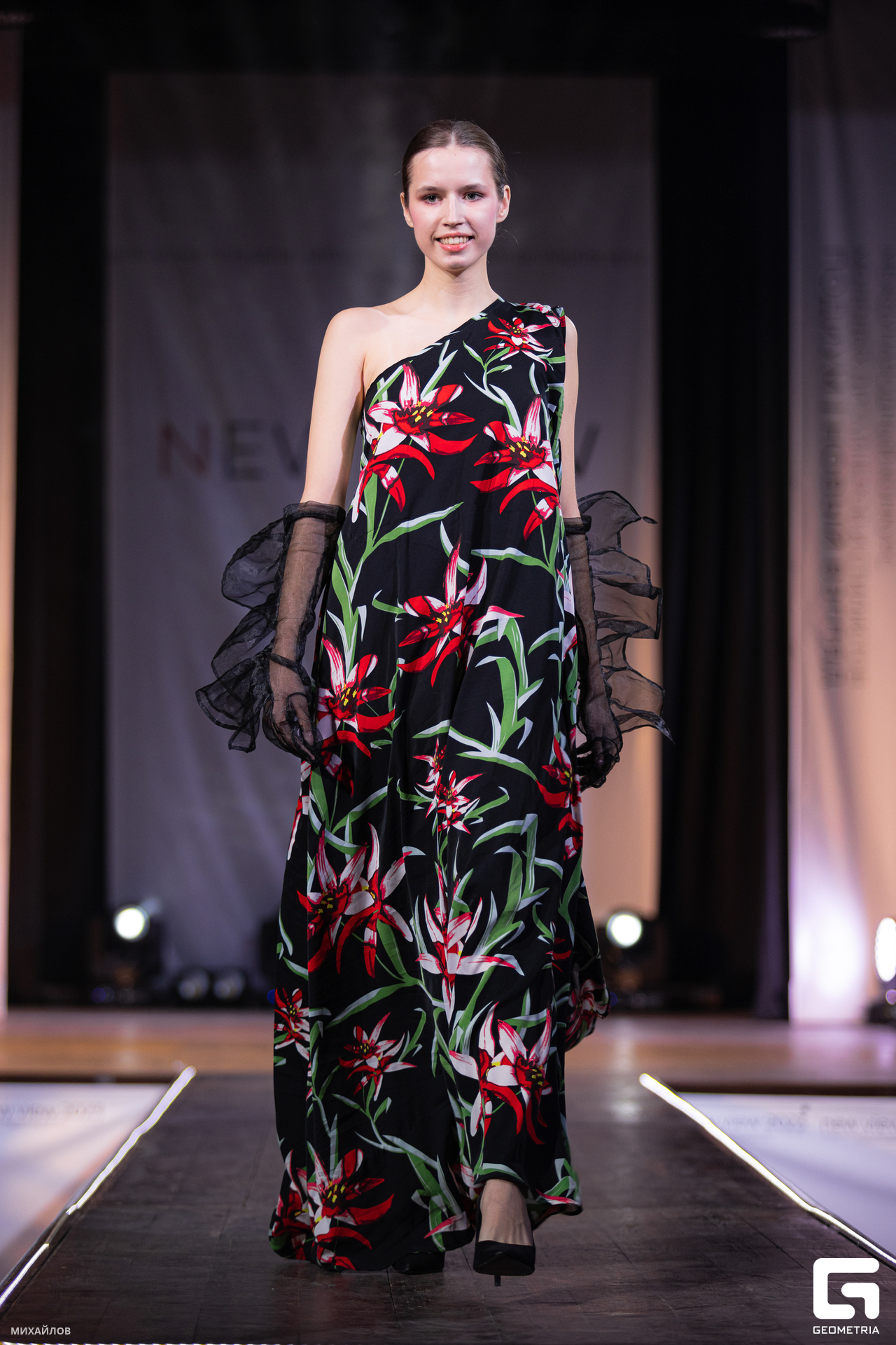 122-2305205643-Показ - Михайлов - 2560.JPG