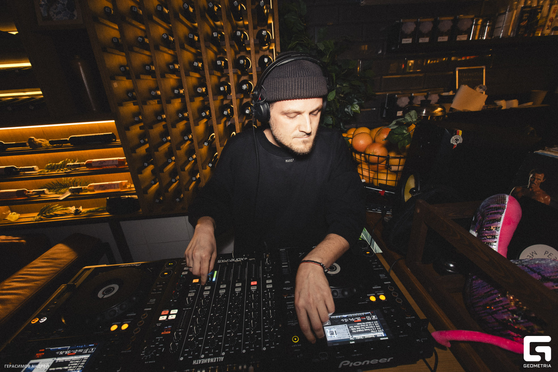 077 Свиристели 5. 04.jpg