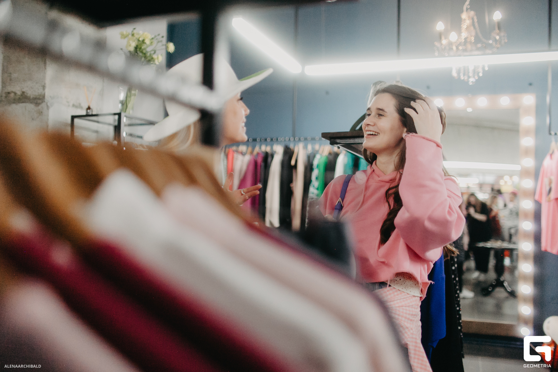 2023-04-27 18-46-35_alenaarchibald132.JPG