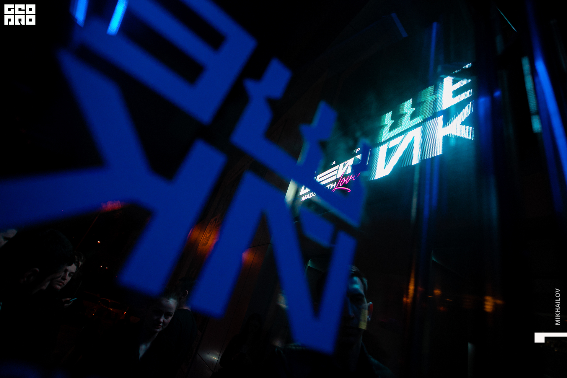 057-11-04-2021-03-58-Shake - Mikhailov - 2560.jpg