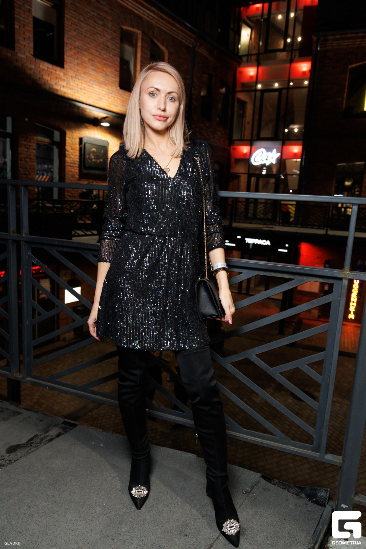 ART PARTY CHICAGO В ATTOLINI RESTAURANT & GALLERY 19