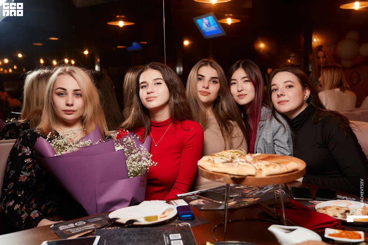 Международный женский день 7