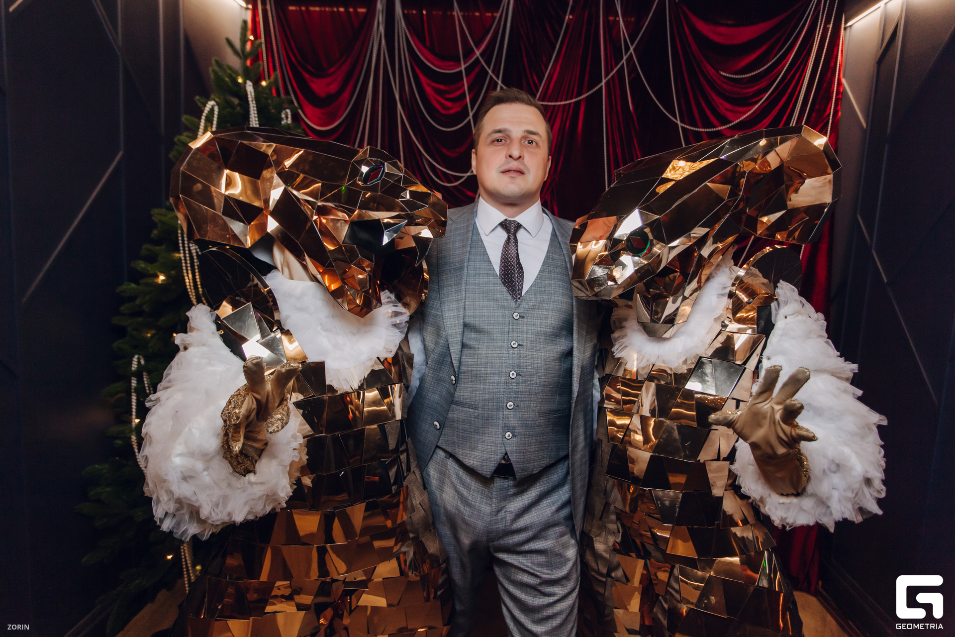 010-19-27-57-18-12-24- Zorin.jpg