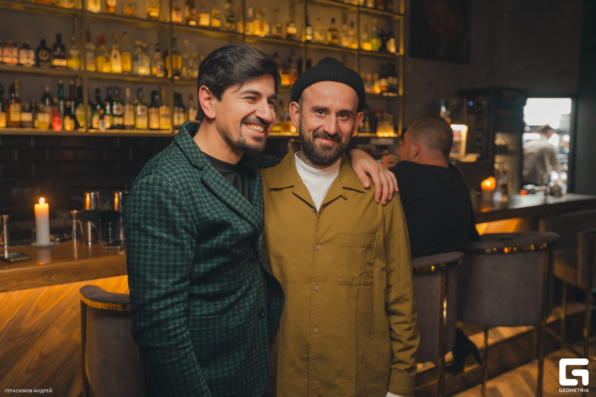 091 Four4side 24.11.jpg