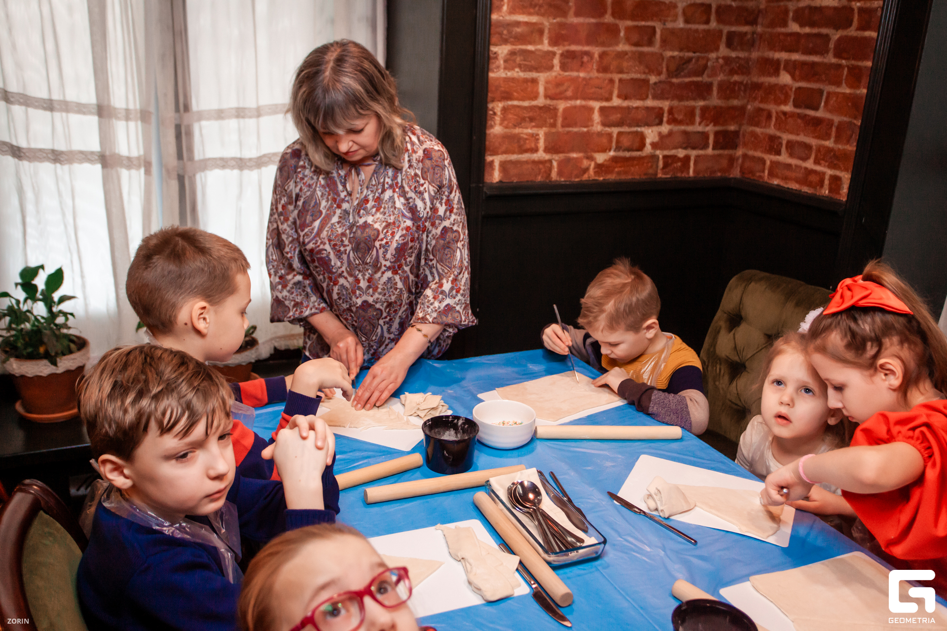 003-13-20-34-03-01-25- Zorin.jpg