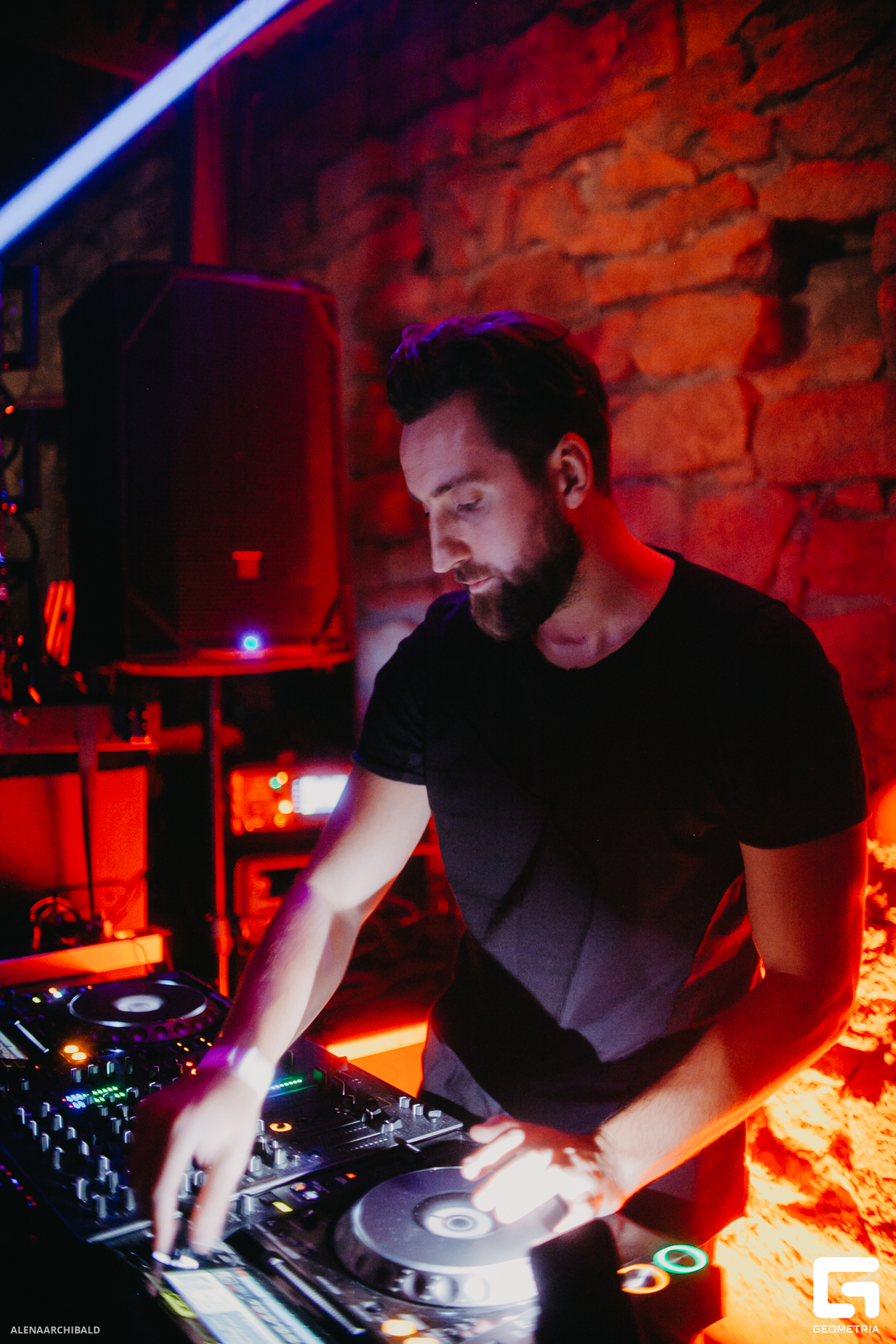 2023-07-15 00-21-46_alenaarchibald092.JPG