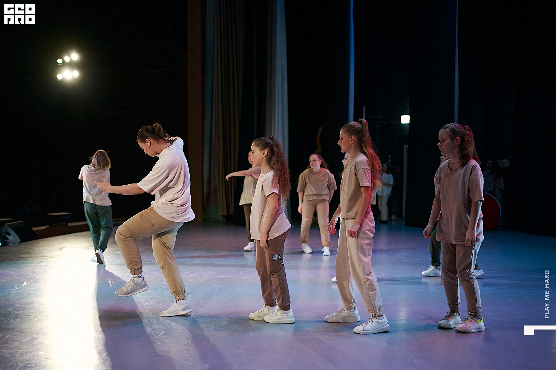 Шаг вперед 387.jpg