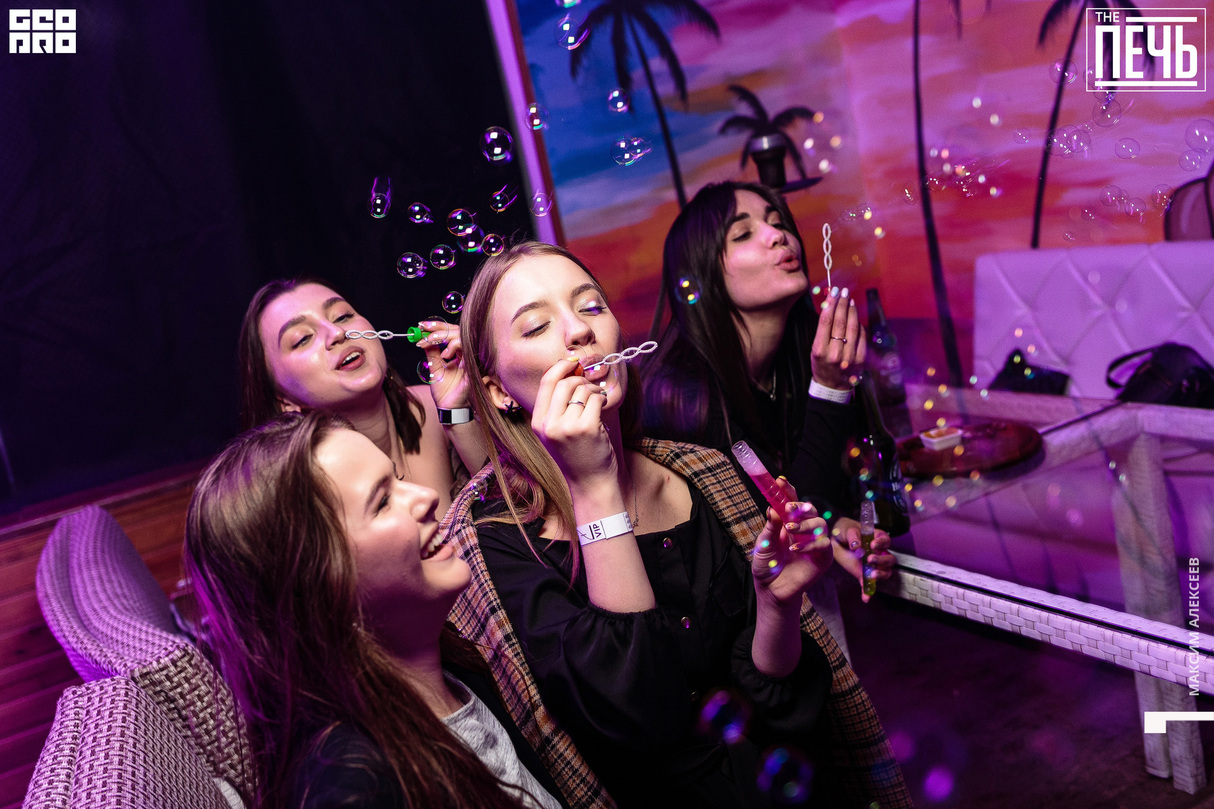 Вечеринка Party Hub в The Печь 12