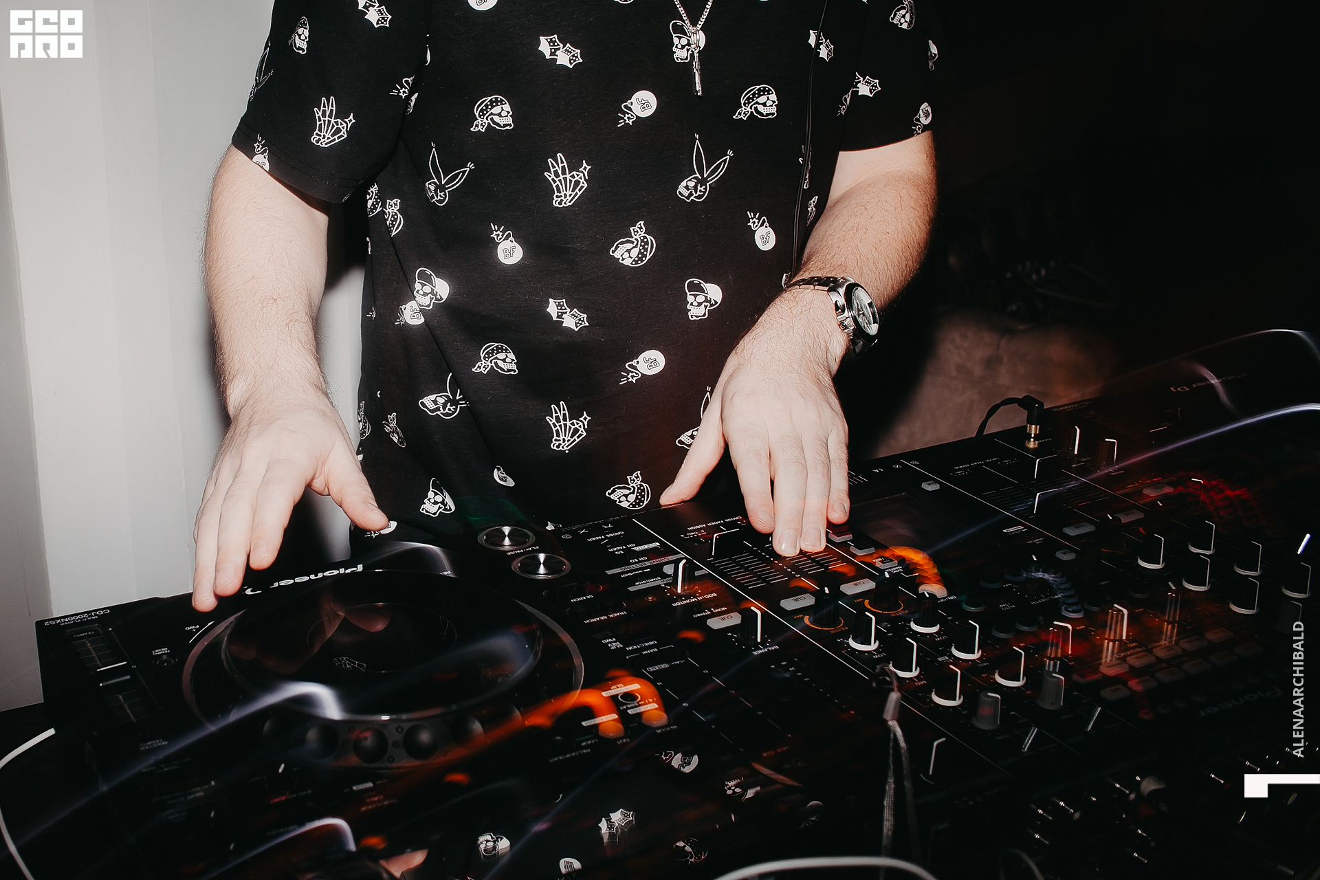 2022-05-21 00-29-50_alenaarchibald055.jpg