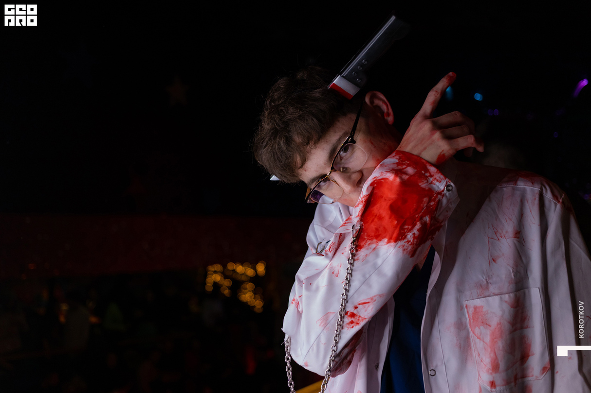 Funky Bar / Horror Night 15