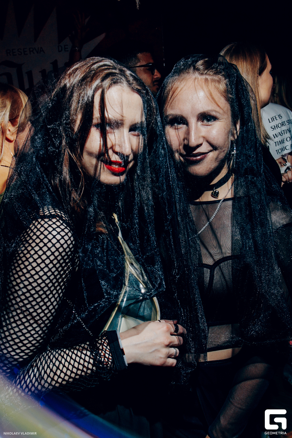 FIESTA DE CHICAS 13