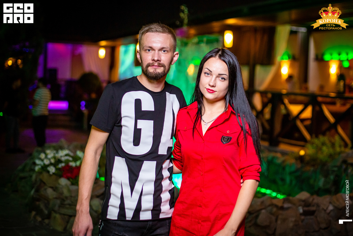 Пятница в ресторане "Корона" 22