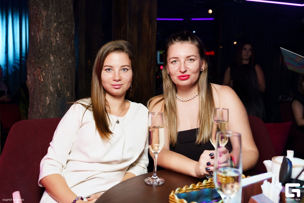 Weekend party 25
