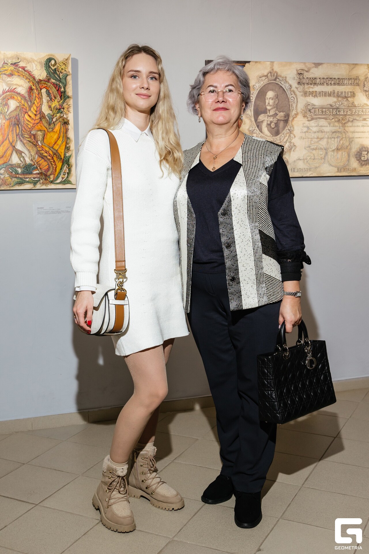 Element (125)_resized.jpg