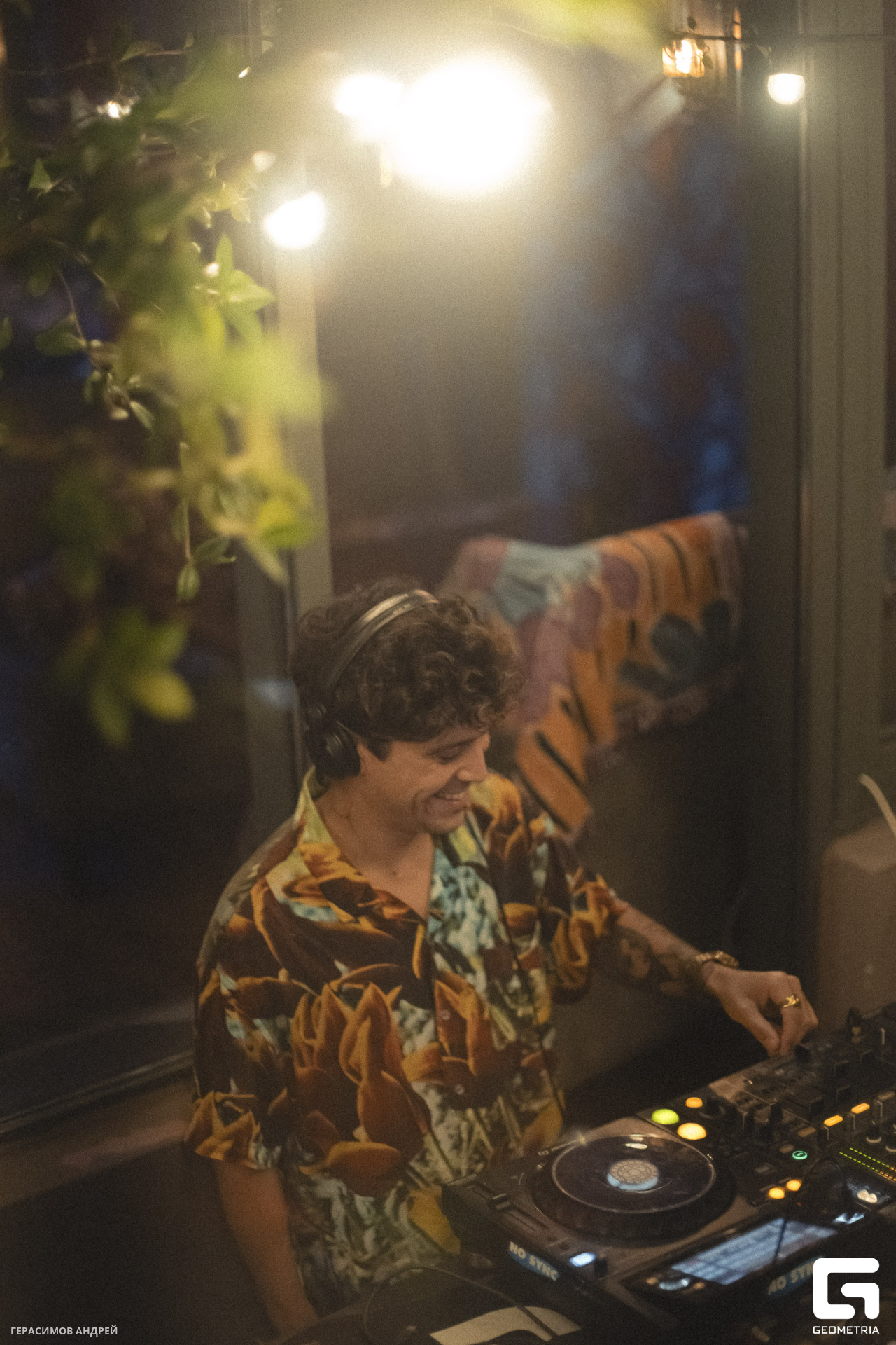 106 Hookah Place 7. 09.jpg