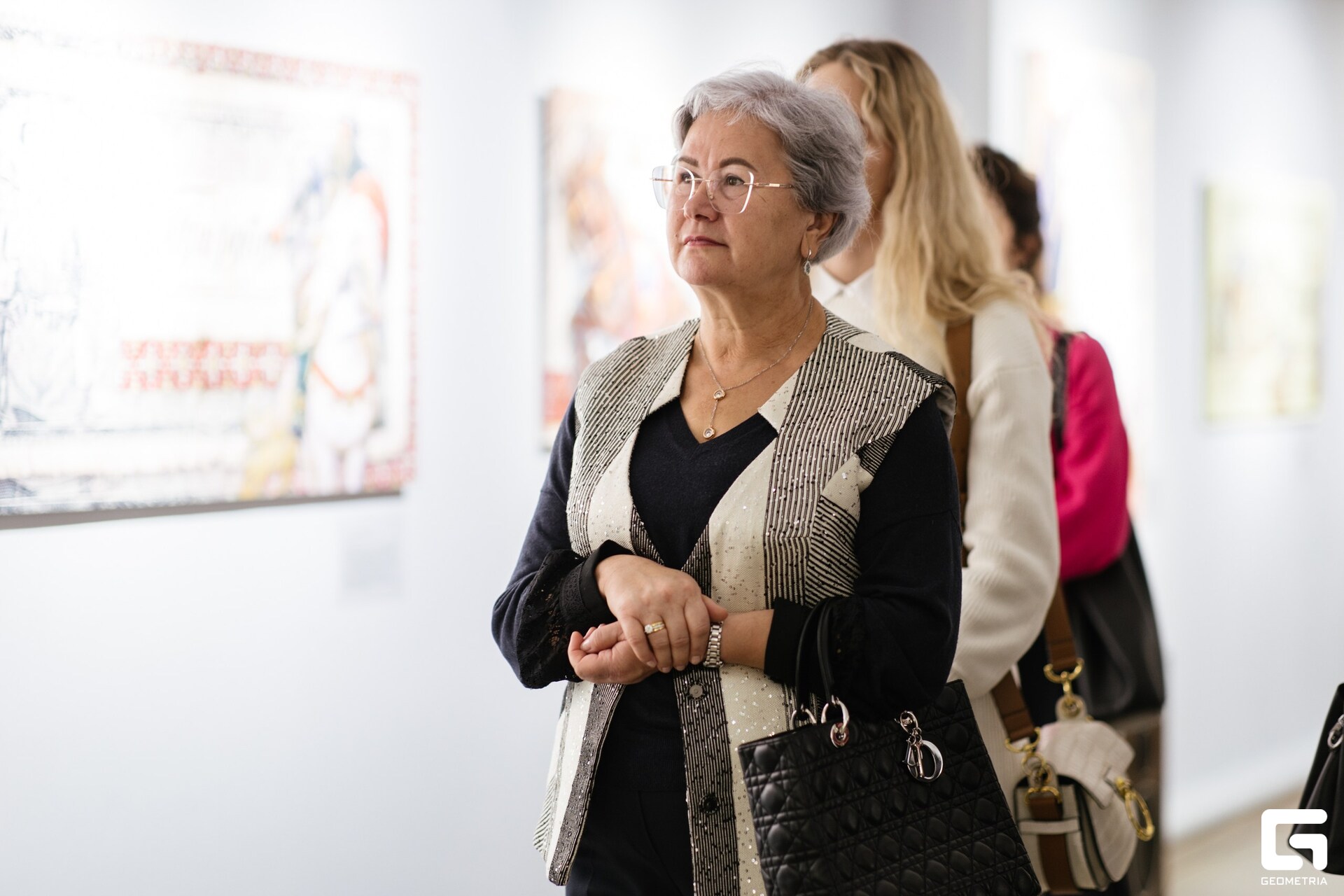 Element (77)_resized.jpg