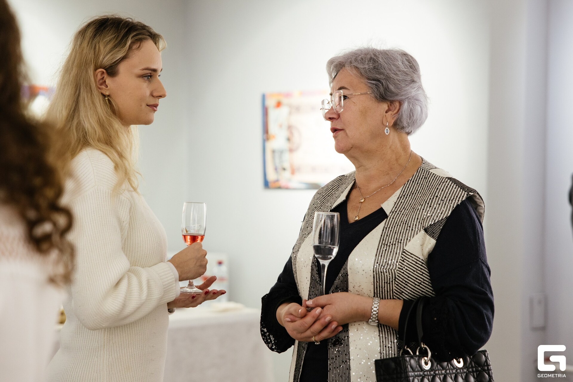 Element (11)_resized.jpg