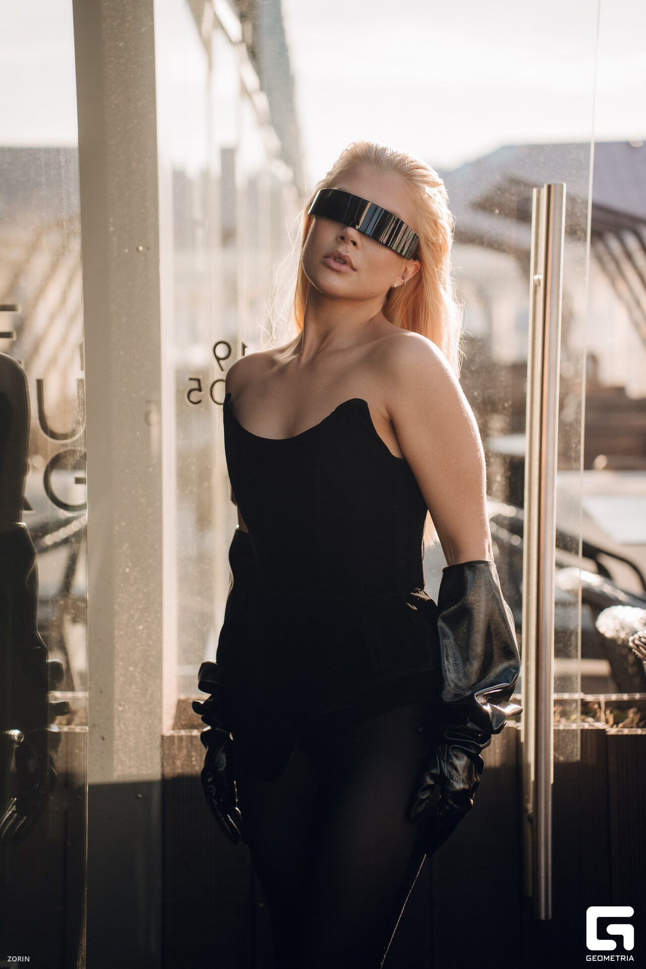 119-19-08-59-25-05-25- Zorin_resized.jpg