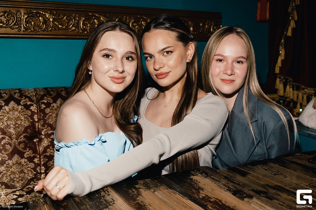 Пятница в LA GALLERIA BAR 8
