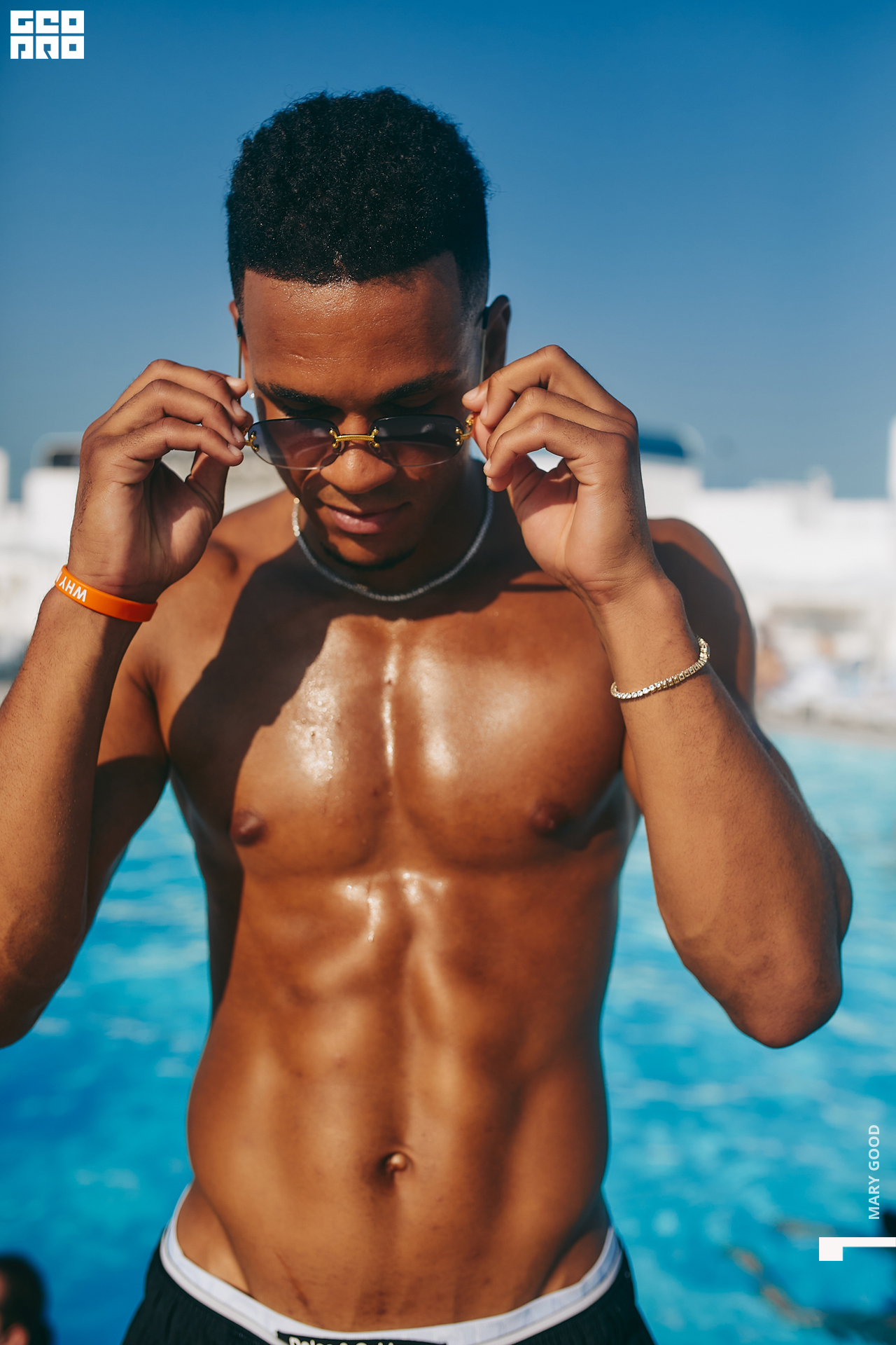 13.08.22 Santorini - Saturday071_6646.jpg