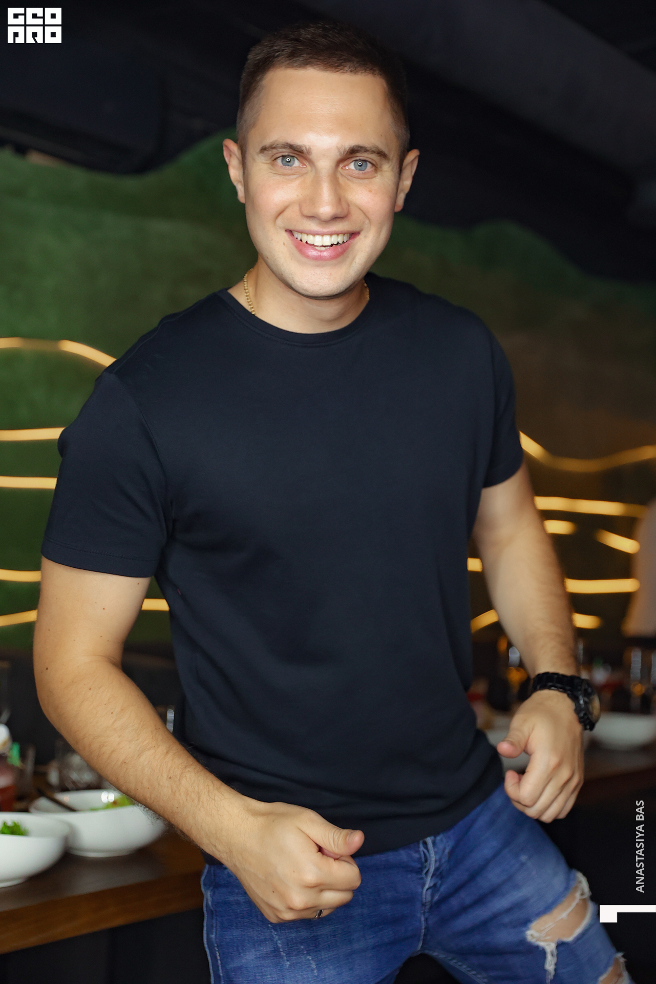 4.06 Applause-035 (1).jpg