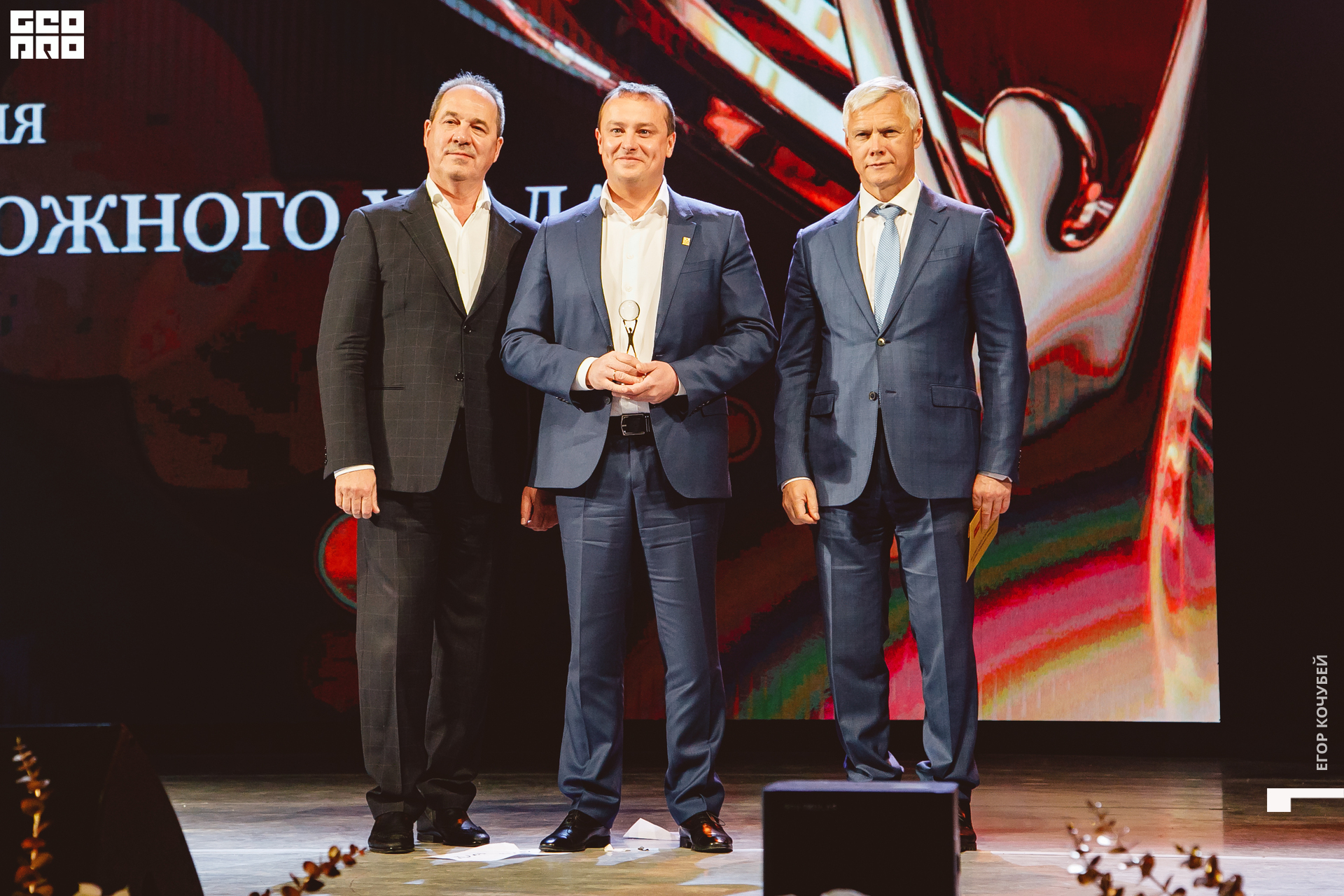 306   120422  230519 .jpg