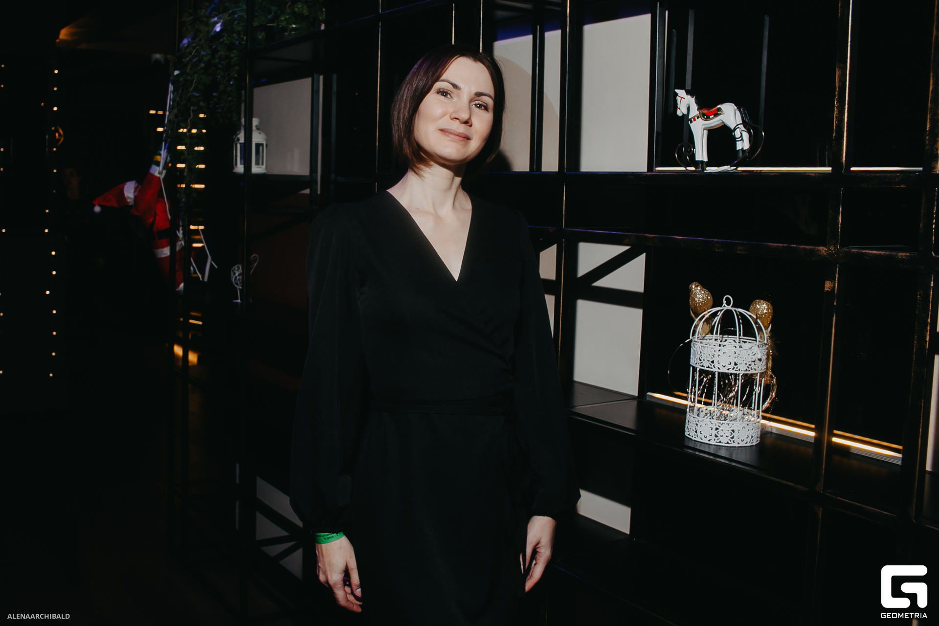 2023-12-08 20-00-38_alenaarchibald014.JPG