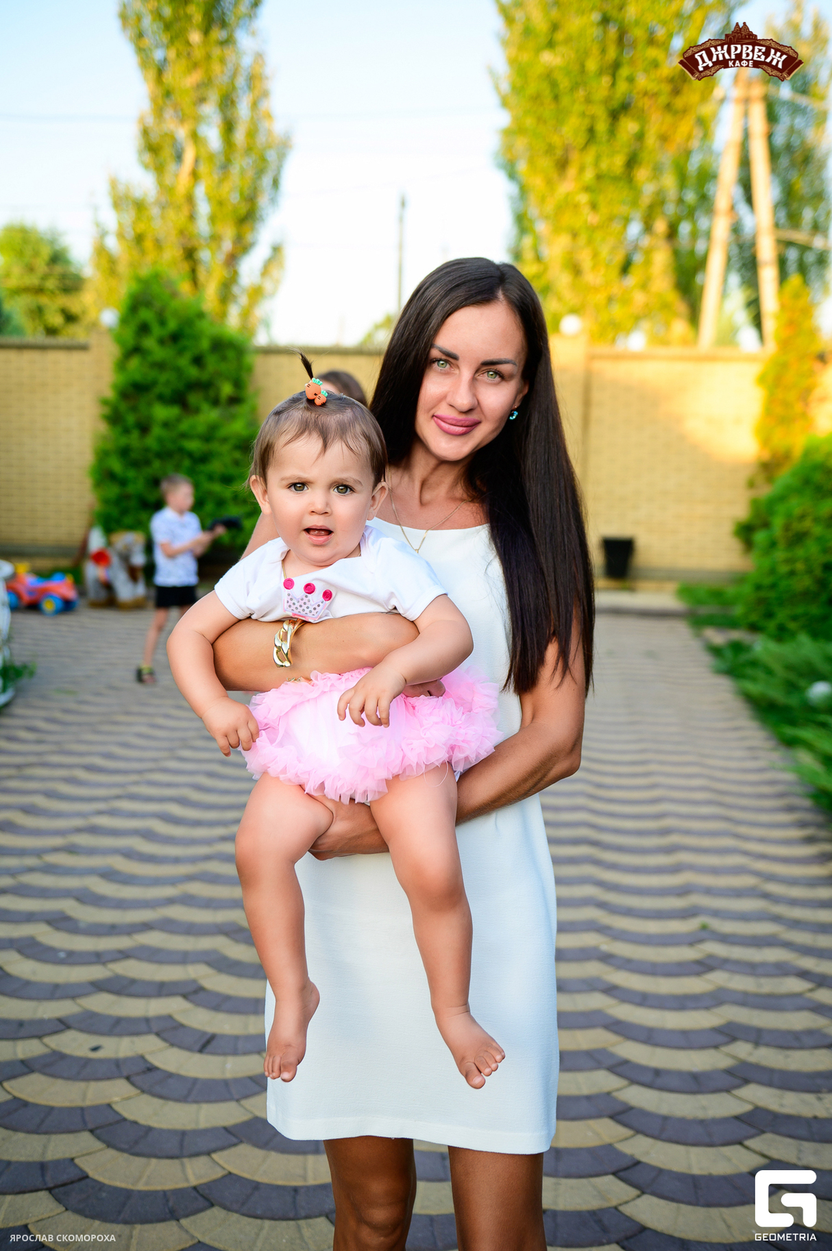 Суббота в кафе "Джрвеж" 12