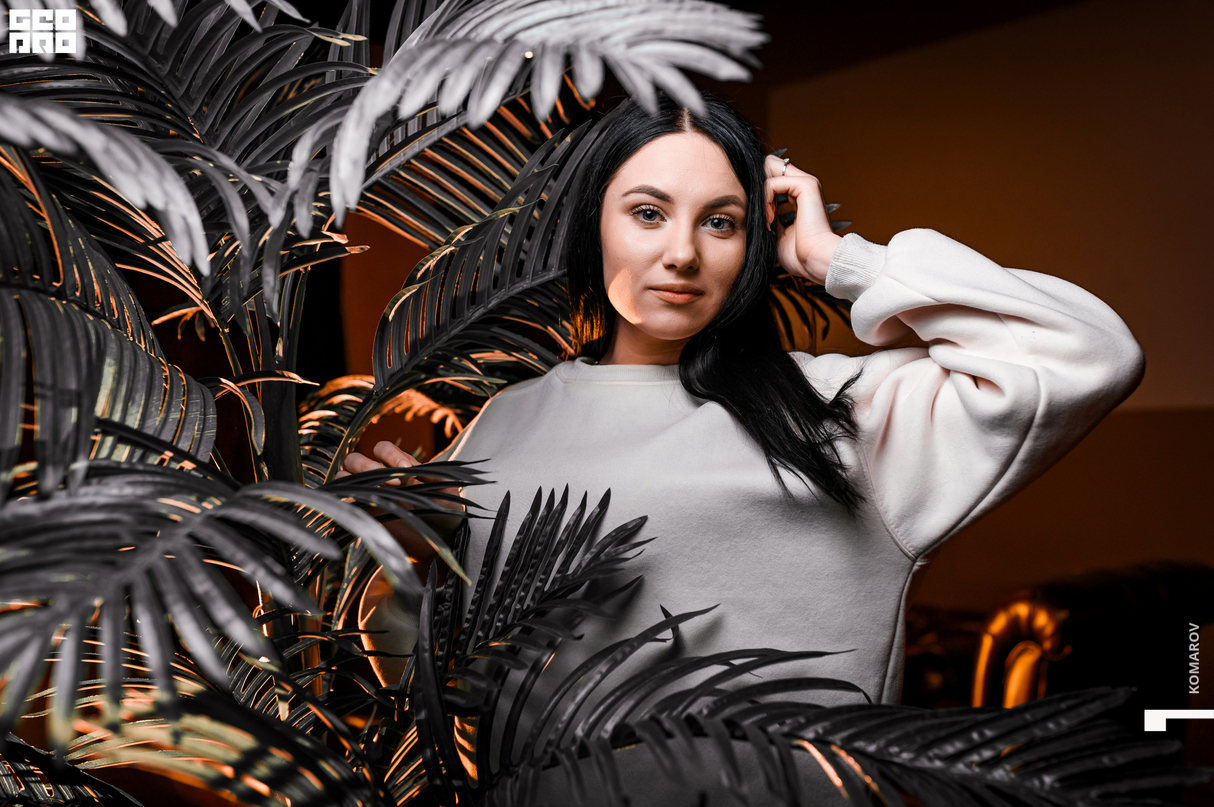 Пятница в SAXARA LOUNGE 14