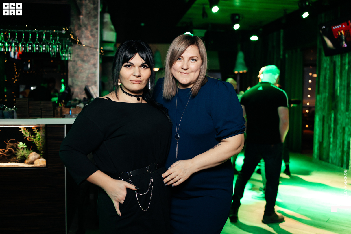 Friday party 9