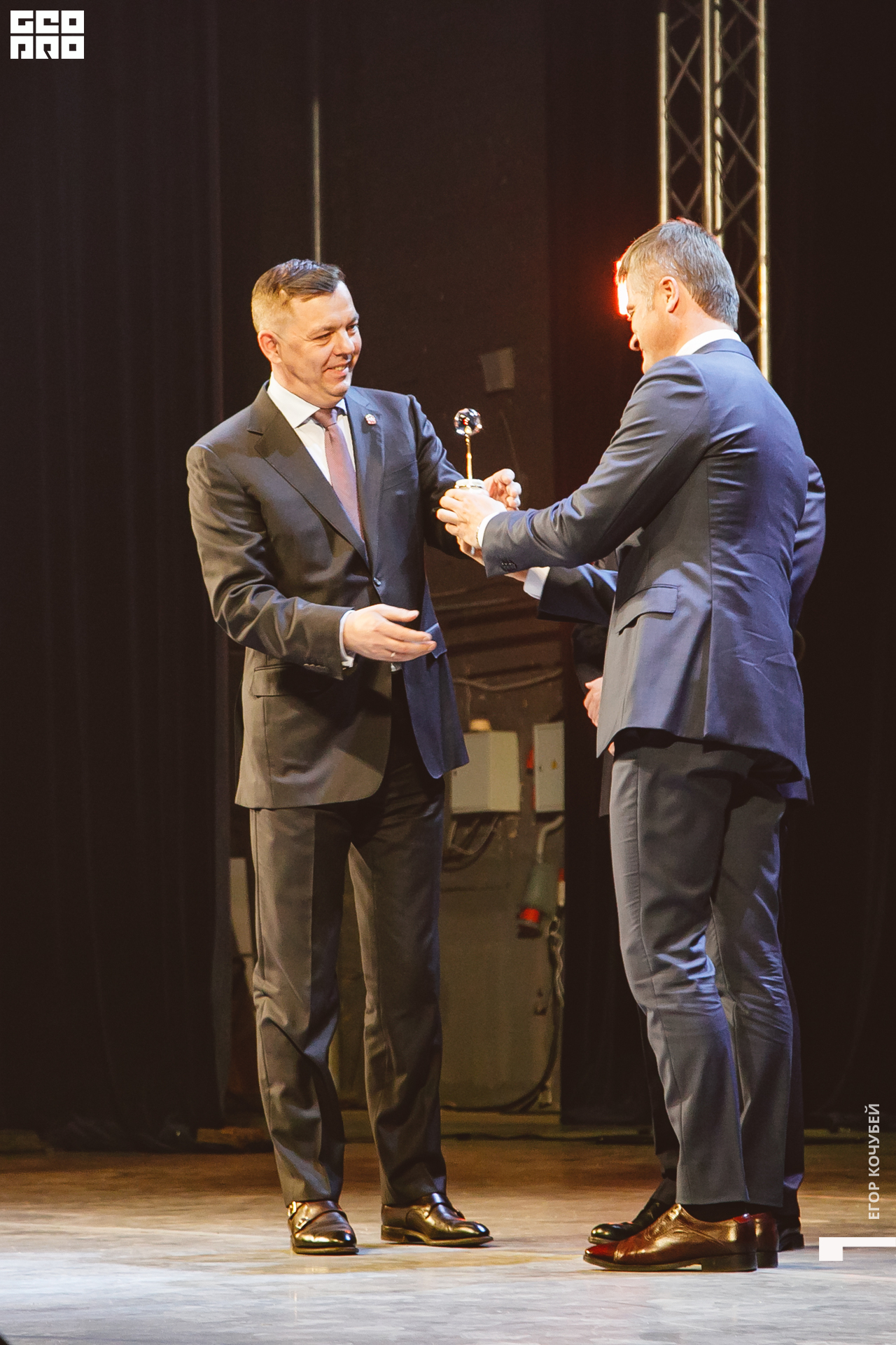 239   120422  230411 .jpg