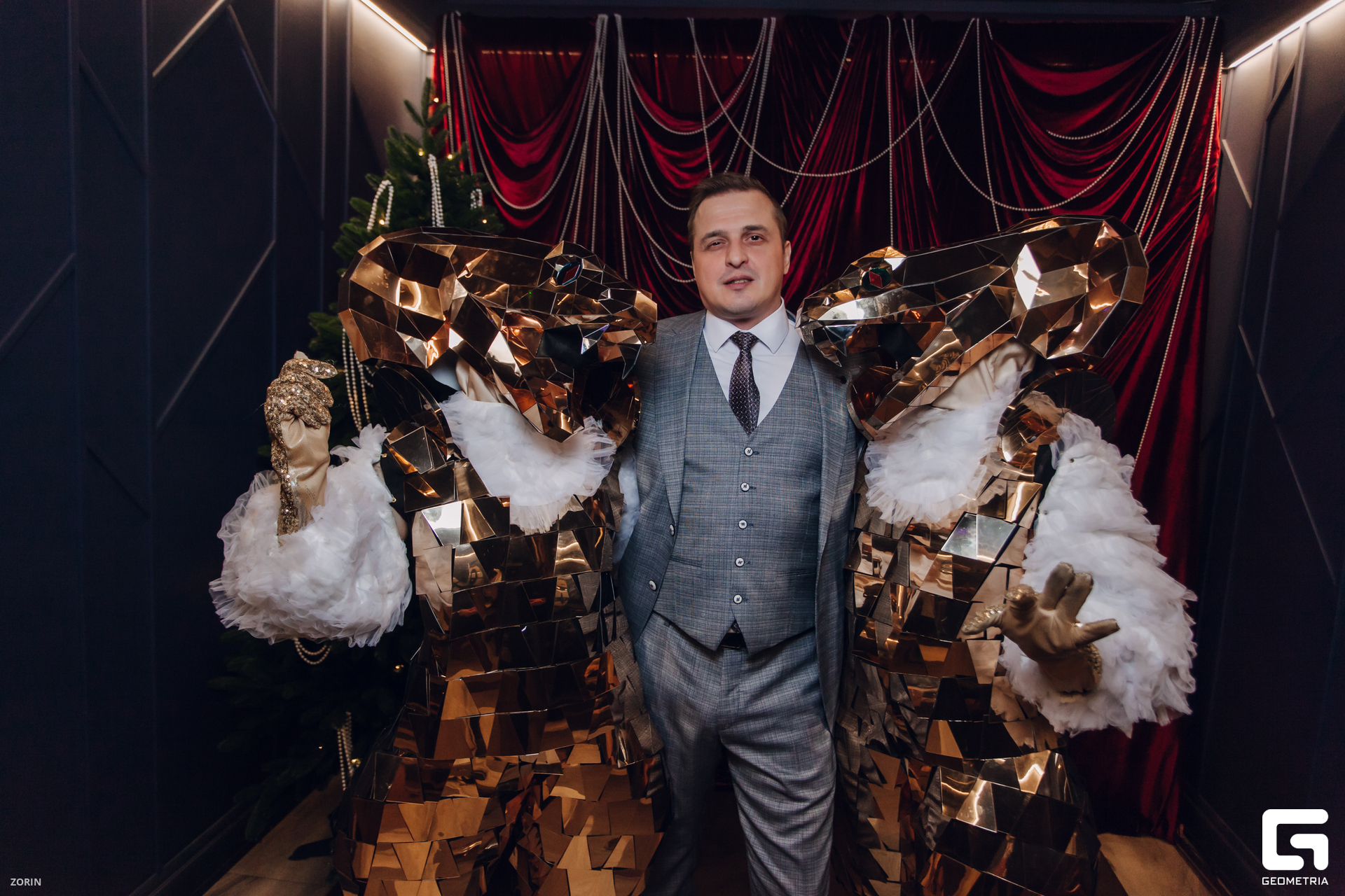 009-19-27-48-18-12-24- Zorin.jpg