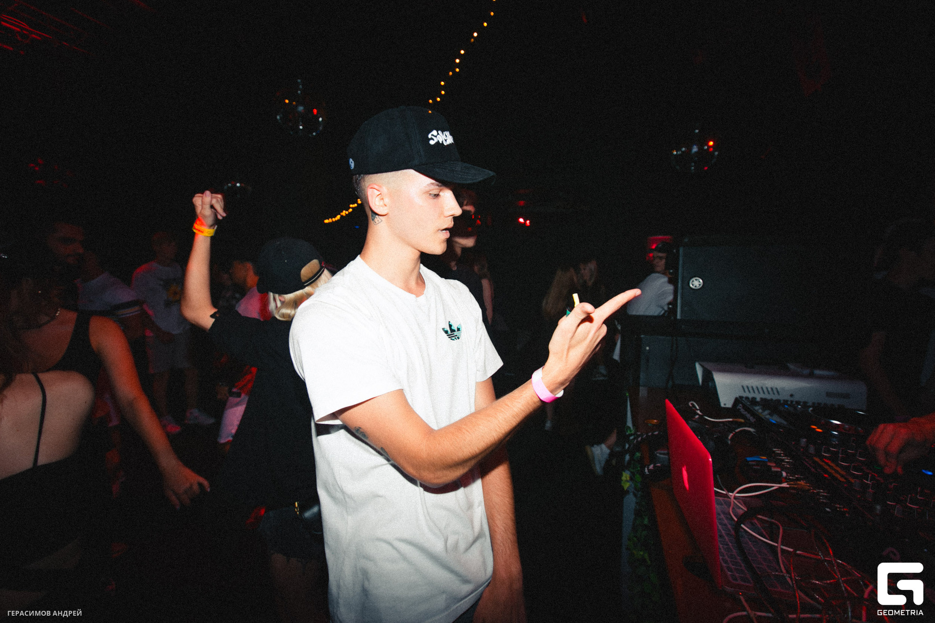 079 Repeat 26.08.jpg