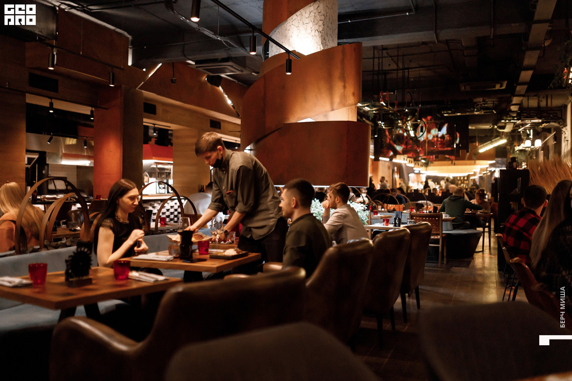 @misha.byorch 0148.jpg