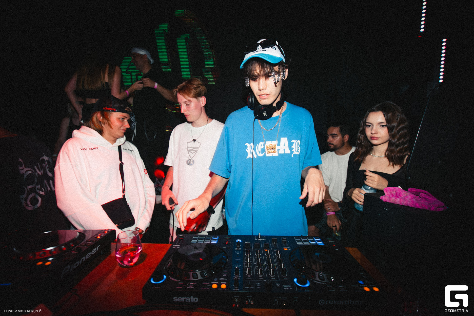 077 Repeat 26.08.jpg