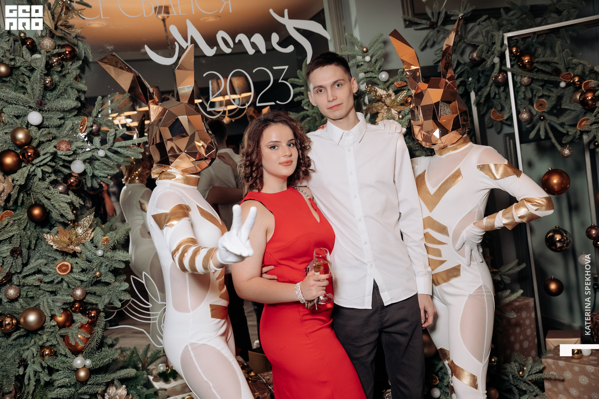 Новый год в Monet 21