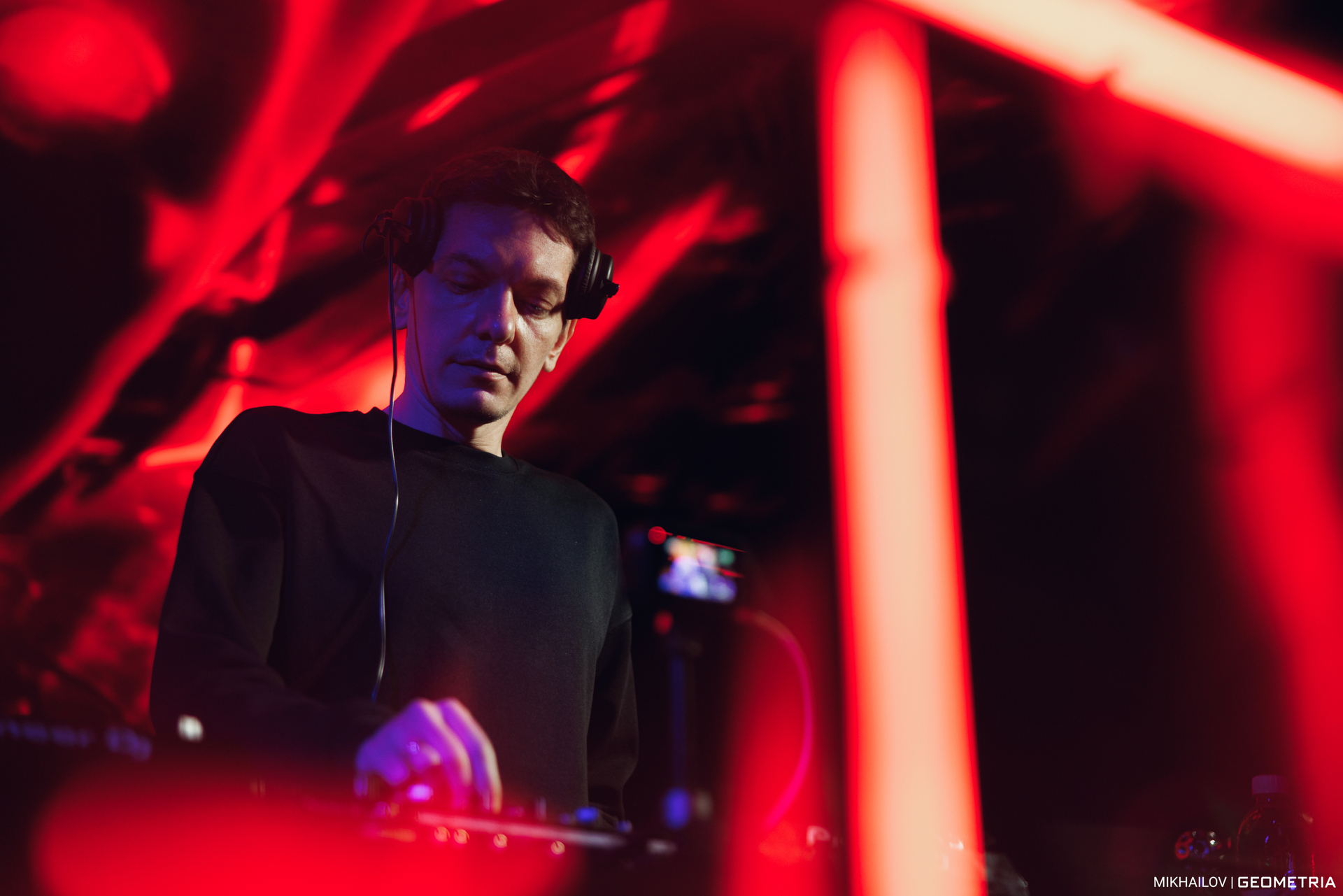 038-190425-4121 mikhailov-weblogo.jpg