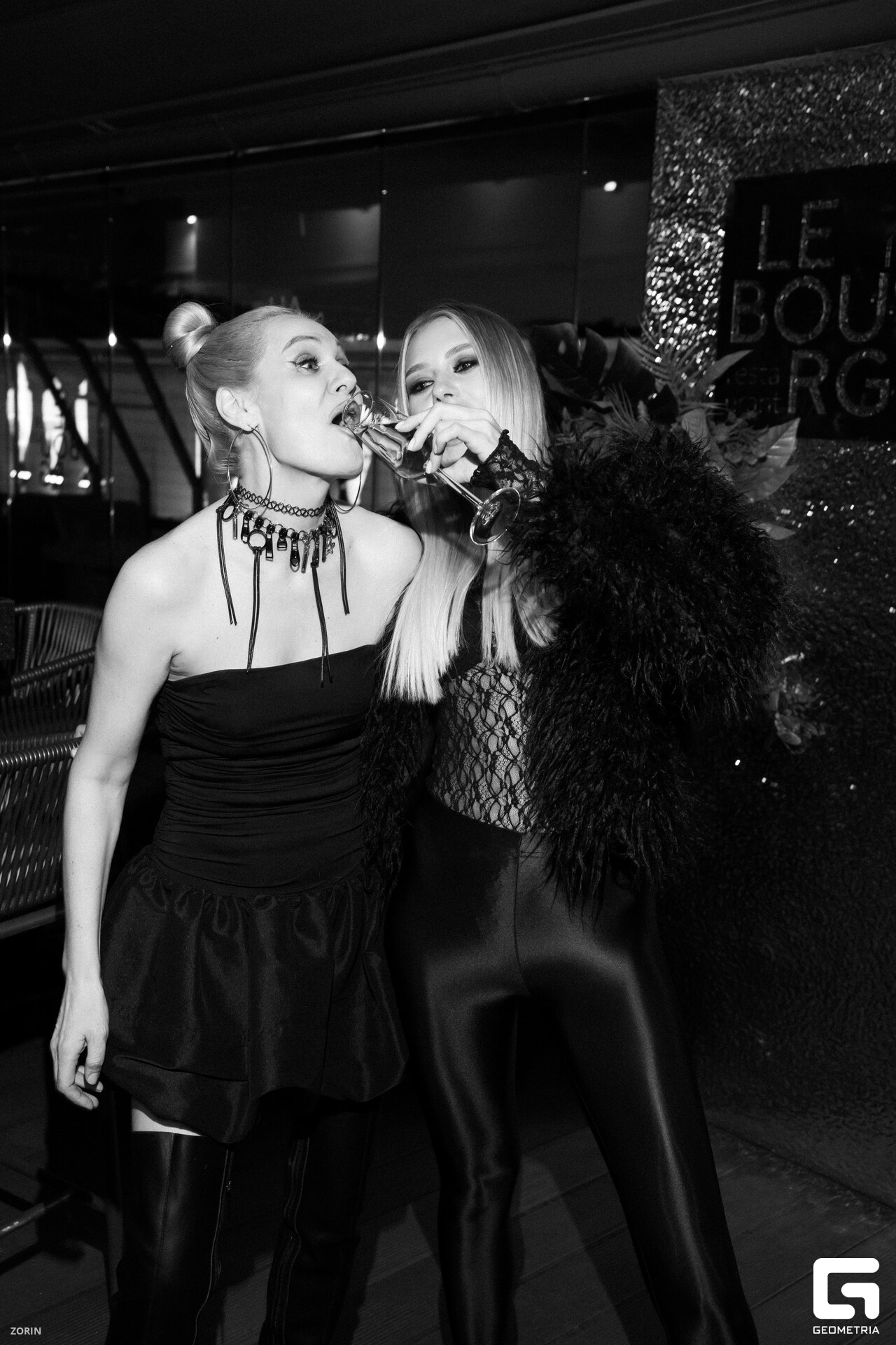 361-22-51-43-25-05-25- Zorin_resized.jpg