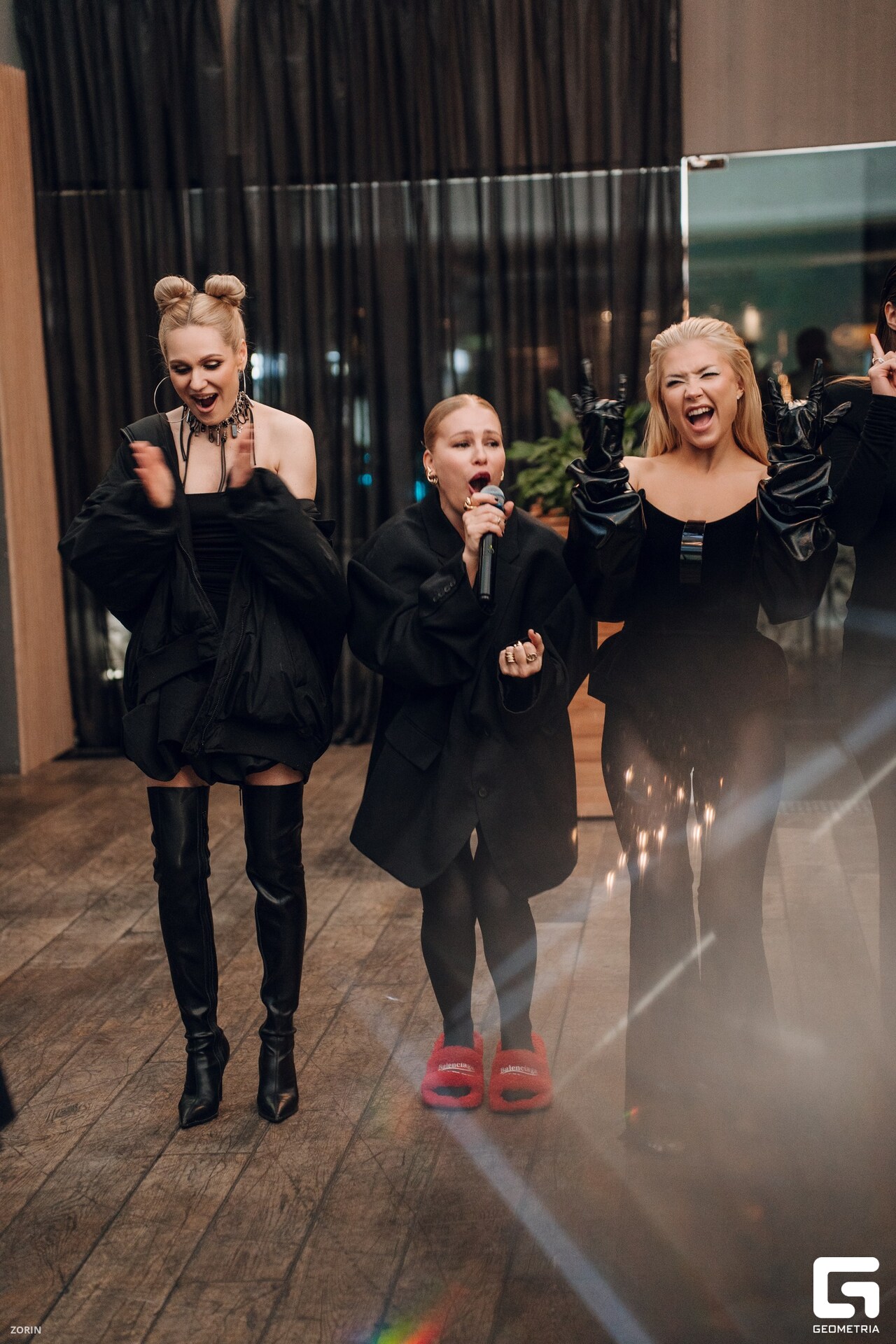 208-19-58-47-25-05-25- Zorin_resized.jpg