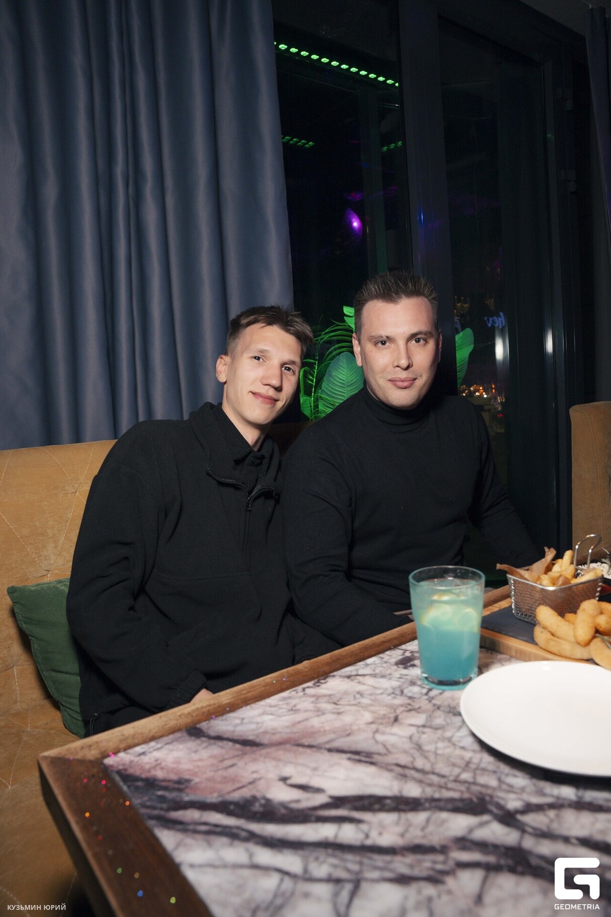 ПЯТНИЦА В BESTUZHEV BAR 29