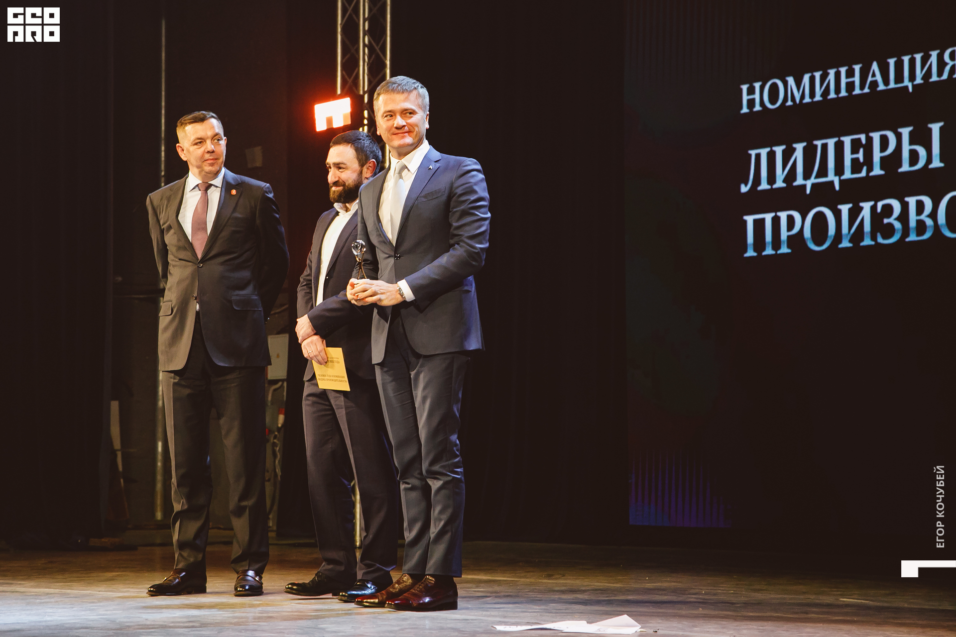 240   120422  230416 .jpg